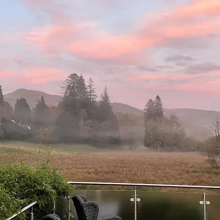 Gospodarstwo wiejskie Fox Corner, Ambleside, Romantic Retreat For Two, Dog Friendly, Hot Tub *