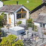 Fox Corner, Ambleside, Romantic Retreat For Two, Dog Friendly, Hot Tub Casa de Campo