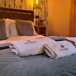 Casa de Campo Fox Corner, Ambleside, Romantic Retreat For Two, Dog Friendly, Hot Tub Ambleside