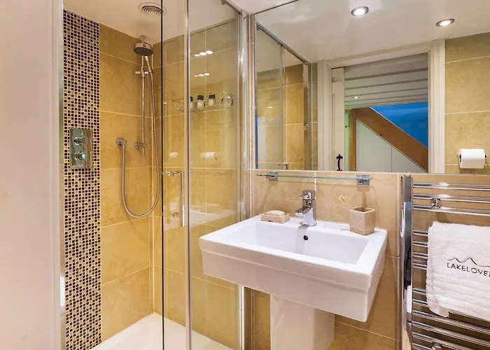 Fox Corner, Ambleside, Romantic Retreat For Two, Dog Friendly, Hot Tub