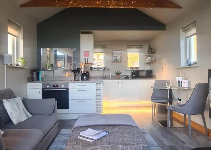 Fox Corner, Ambleside, Romantic Retreat For Two, Dog Friendly, Hot Tub Country house