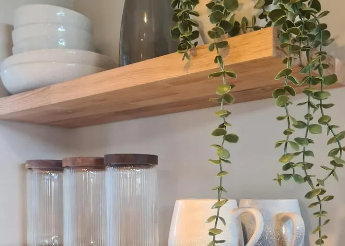 Fox Corner, Ambleside, Romantic Retreat For Two, Dog Friendly, Hot Tub *