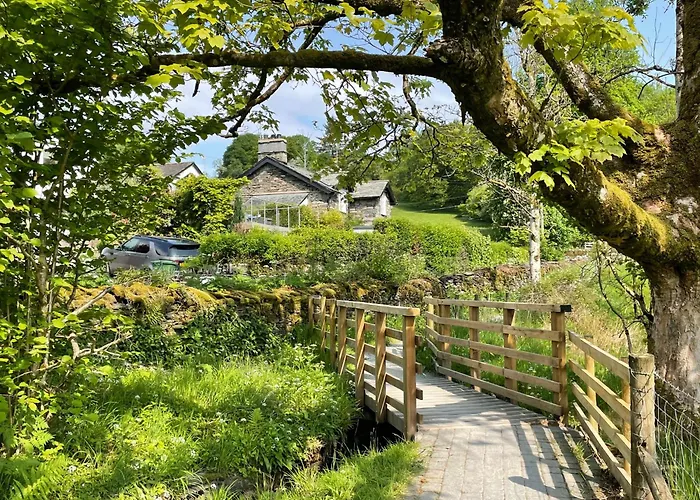 Fox Corner, Ambleside, Romantic Retreat For Two, Dog Friendly, Hot Tub