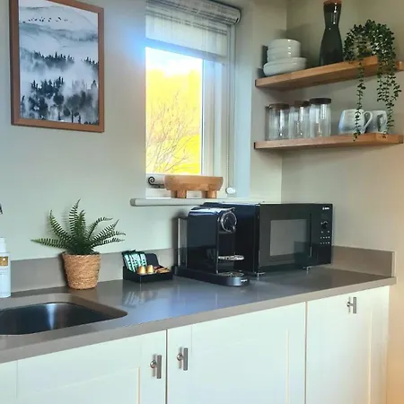 Летний дом Fox Corner, Ambleside, Romantic Retreat For Two, Dog Friendly, Hot Tub