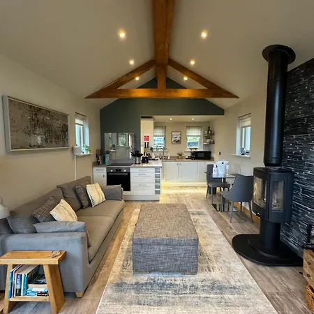 Fox Corner, Ambleside, Romantic Retreat For Two, Dog Friendly, Hot Tub Эмблсайд